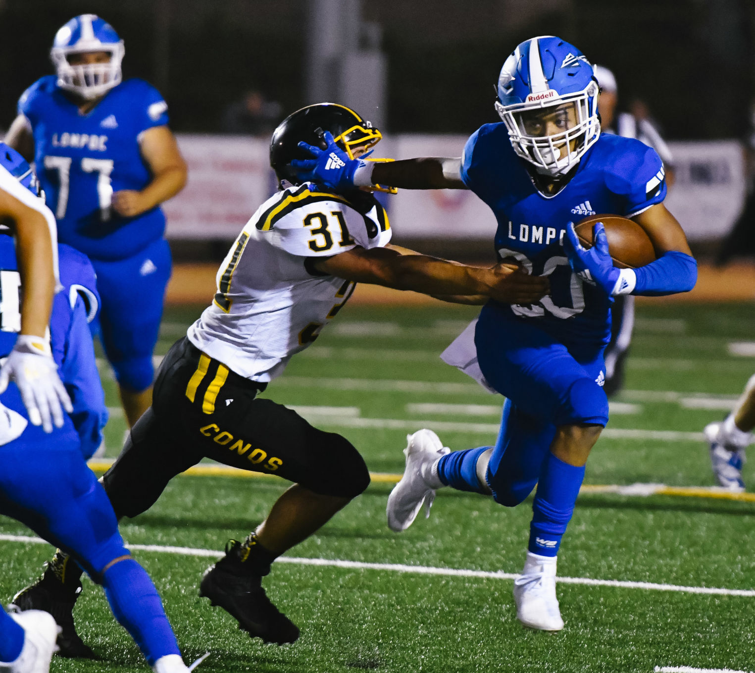 090321 CHS LHS football 25.JPG